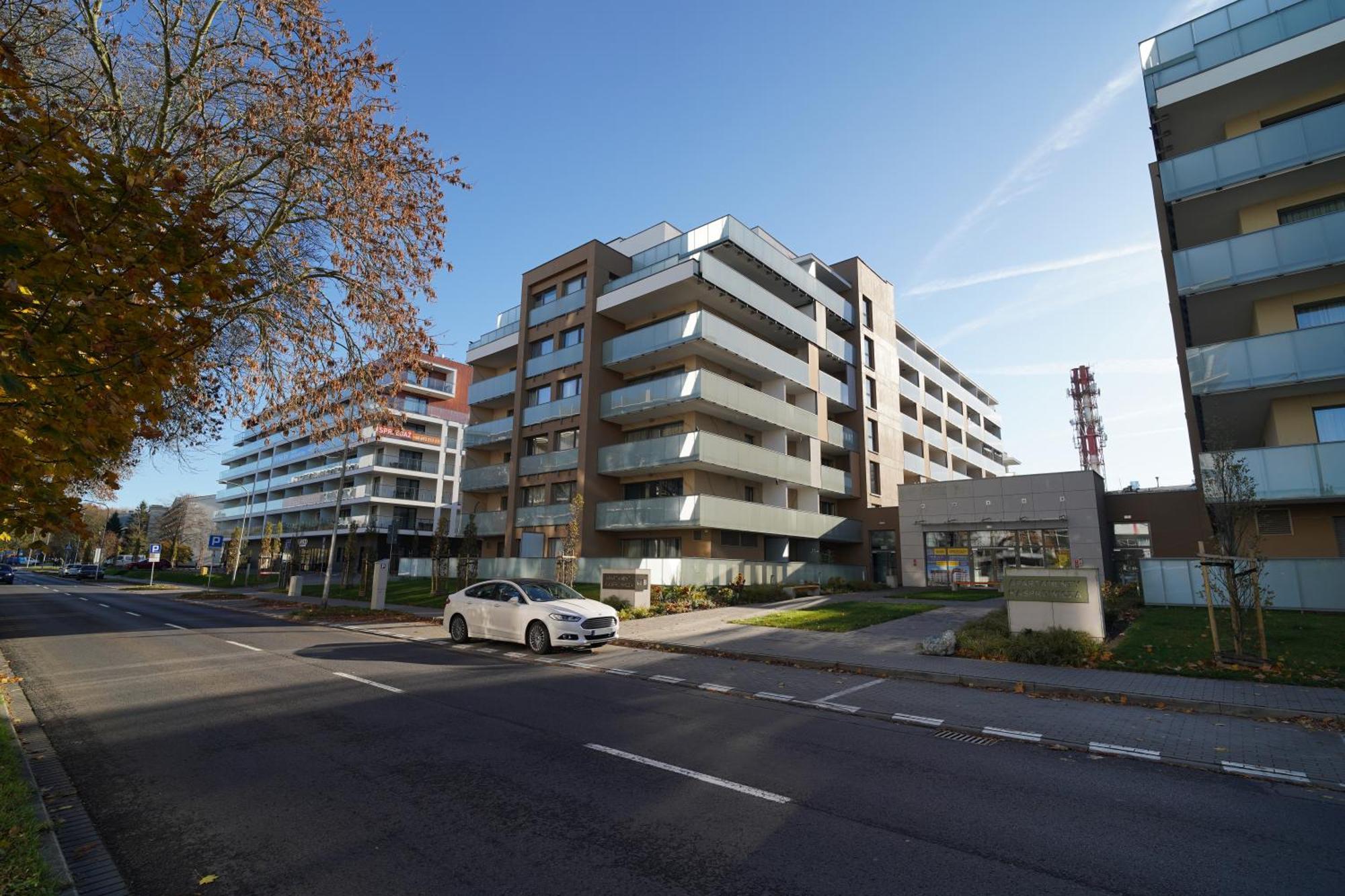 Lulu Apartments - Pod Masztami - Apartament Dwupokojowy - Basen Silownia Parking Kołobrzeg Exteriör bild
